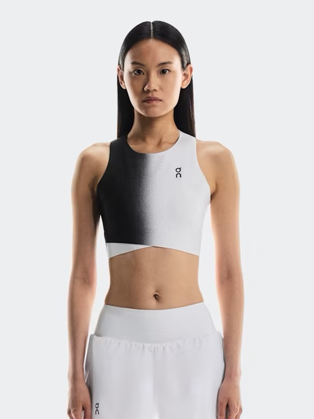 On Running Ombre Court Crop Top Bra Tank M White/Black Ben Shelton